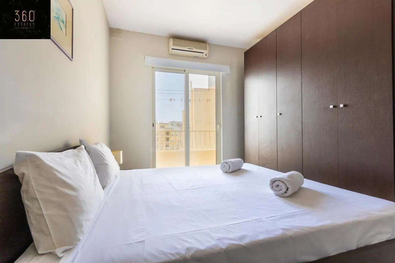 Unique Seafront 3Br, Sliema Beach - Ac & Wifi By 360 Estates Malta