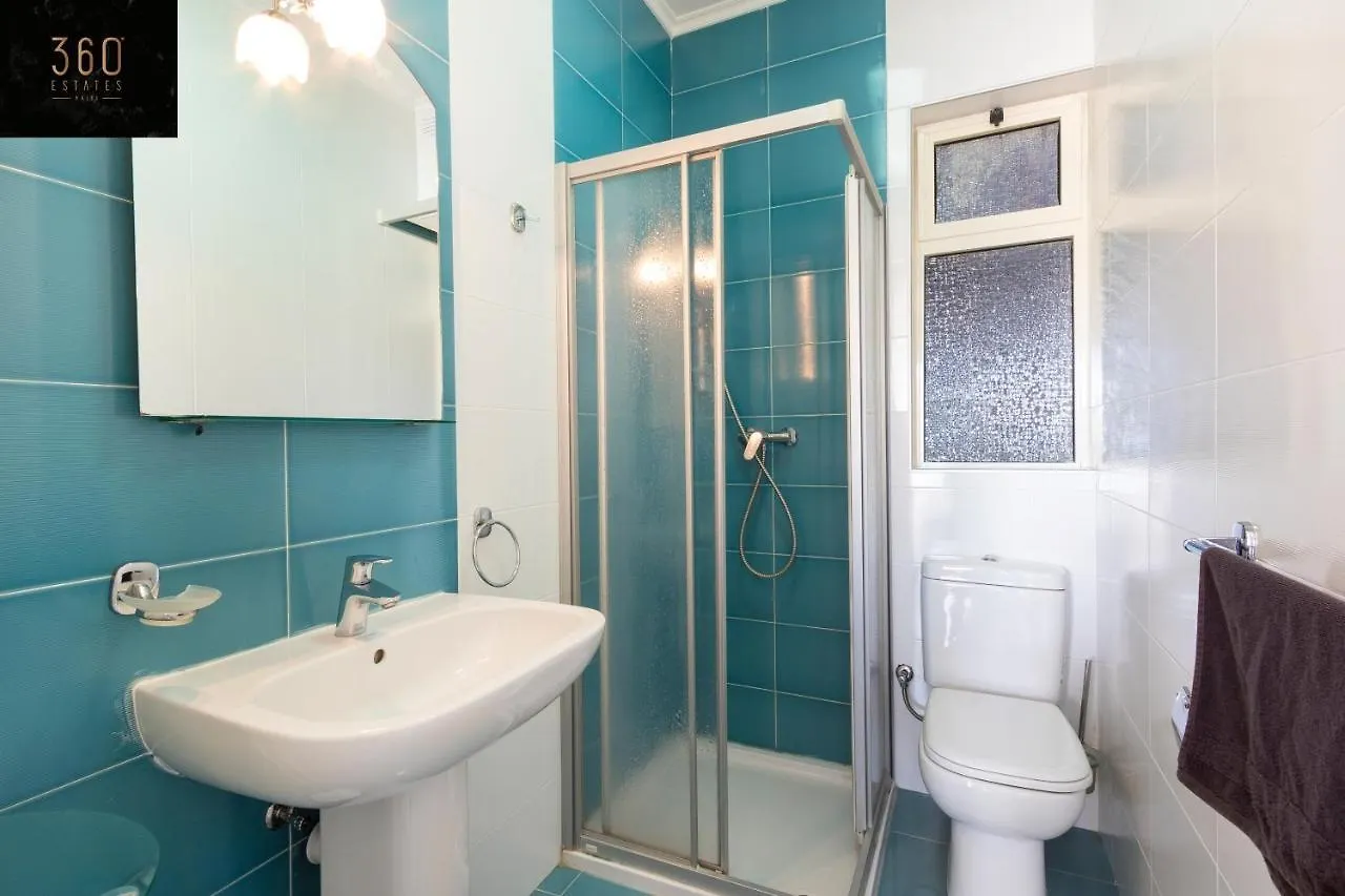 Unique Seafront 3Br, Sliema Beach - Ac & Wifi By 360 Estates 0*,  Malta