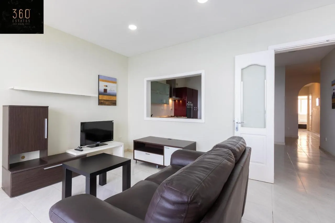 Unique Seafront 3Br, Sliema Beach - Ac & Wifi By 360 Estates Apartmán
