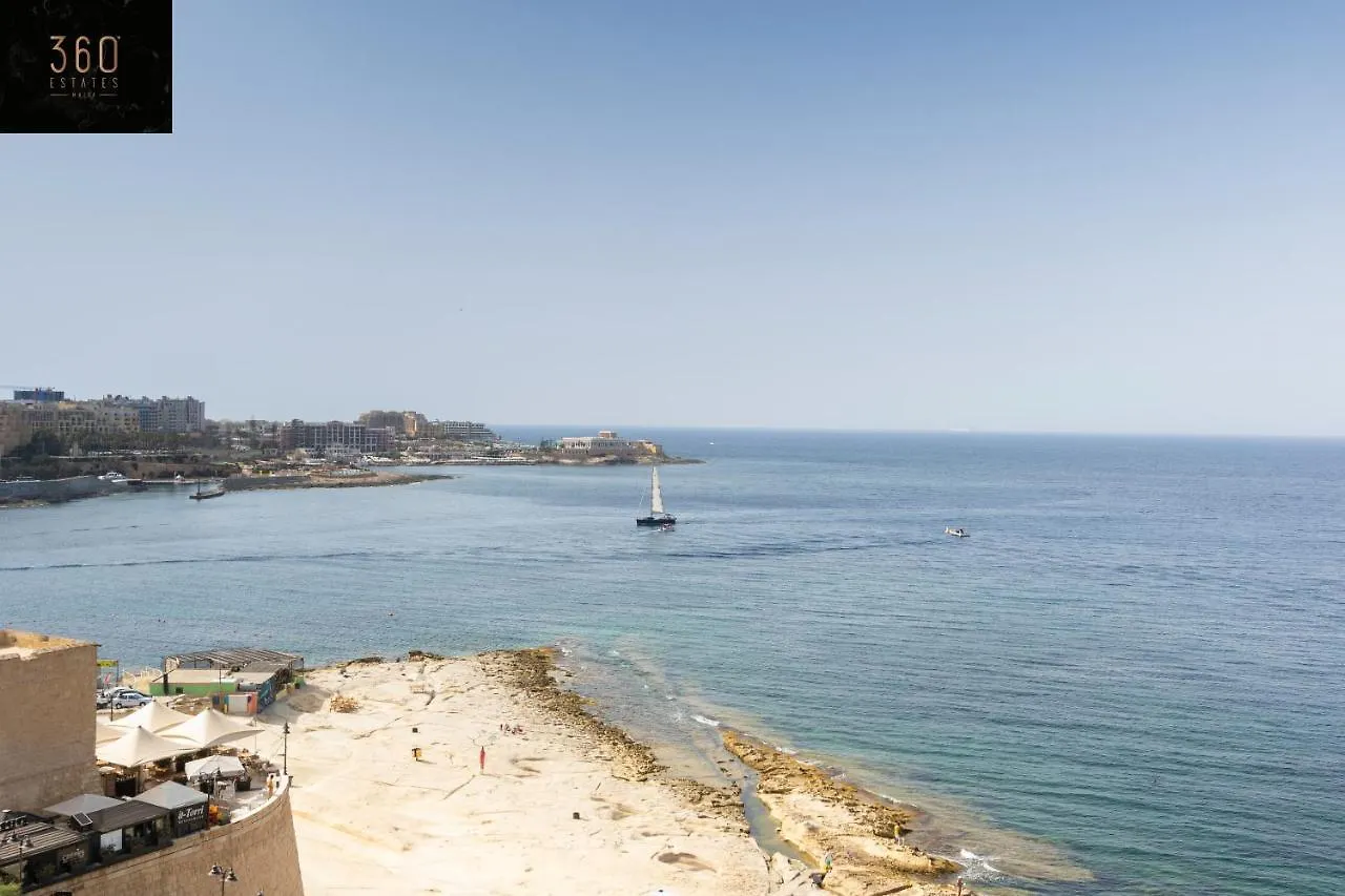 Unique Seafront 3Br, Sliema Beach - Ac & Wifi By 360 Estates