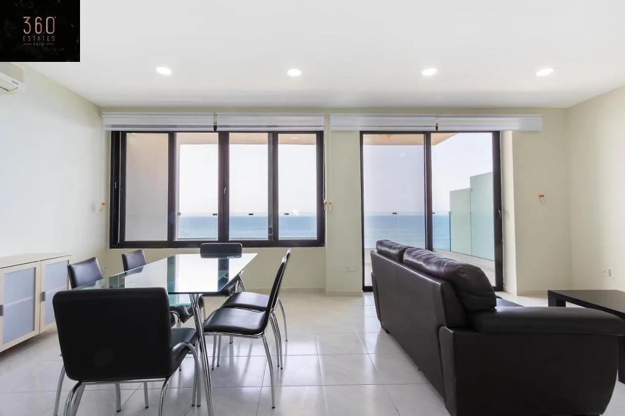 Unique Seafront 3Br, Sliema Beach - Ac & Wifi By 360 Estates Apartmán